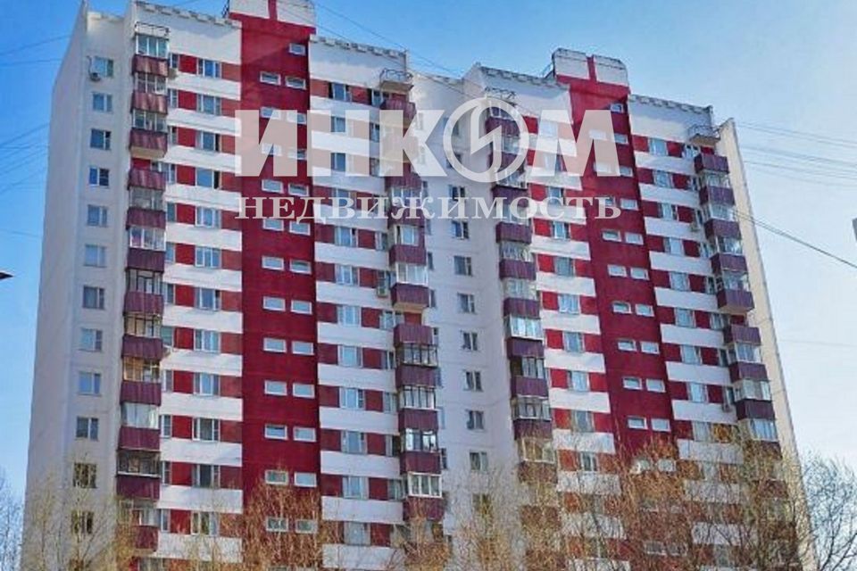 Продаётся комната в 3-комн. квартире, 14 м²