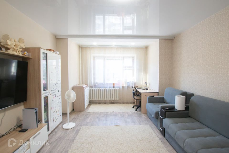 Продаётся 1-комнатная квартира, 43 м²