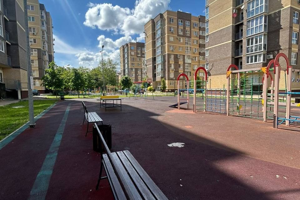 Продаётся 2-комнатная квартира, 56 м²