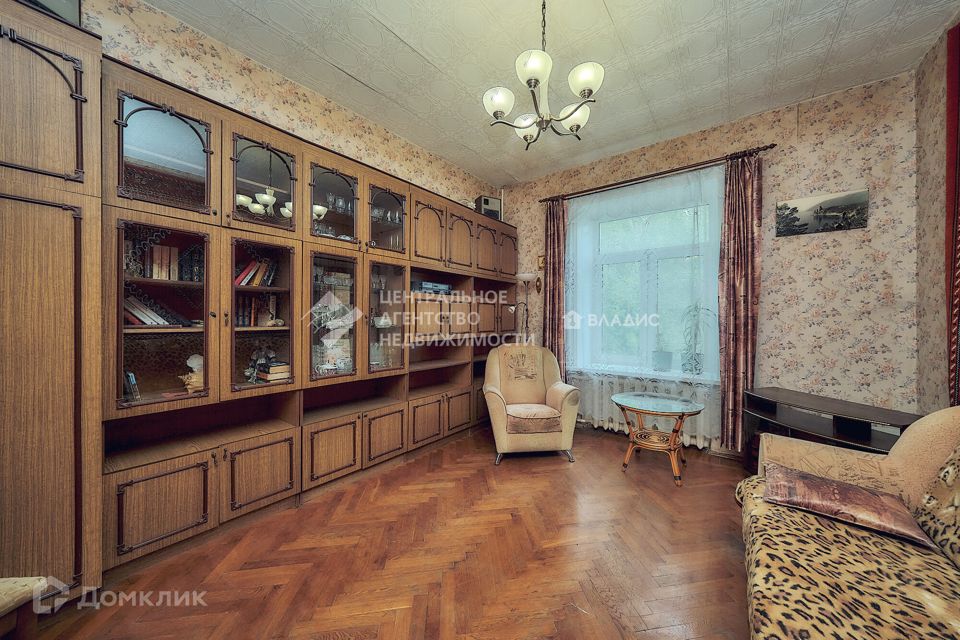 Продаётся 2-комнатная квартира, 56.5 м²