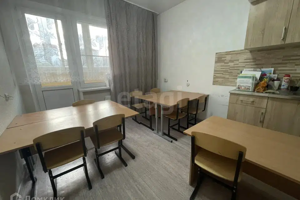 Продаётся 1-комнатная квартира, 35.9 м²