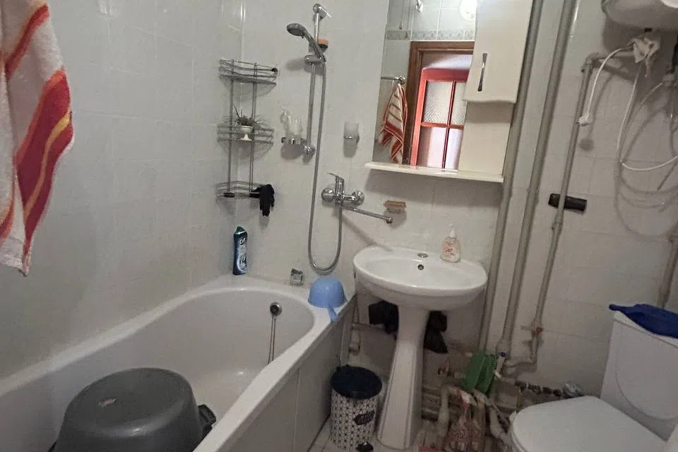Продаётся 3-комнатная квартира, 55.6 м²