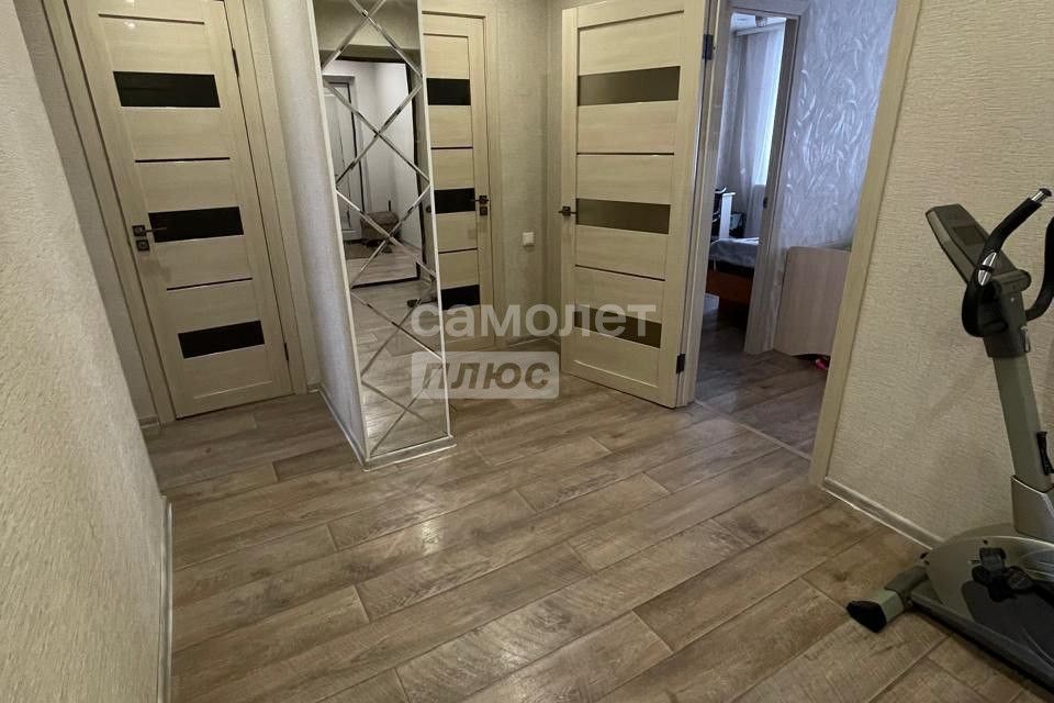 Продаётся 3-комнатная квартира, 61.4 м²