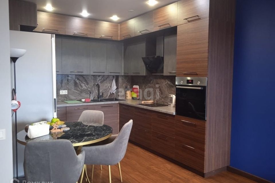 Продаётся 2-комнатная квартира, 53.7 м²