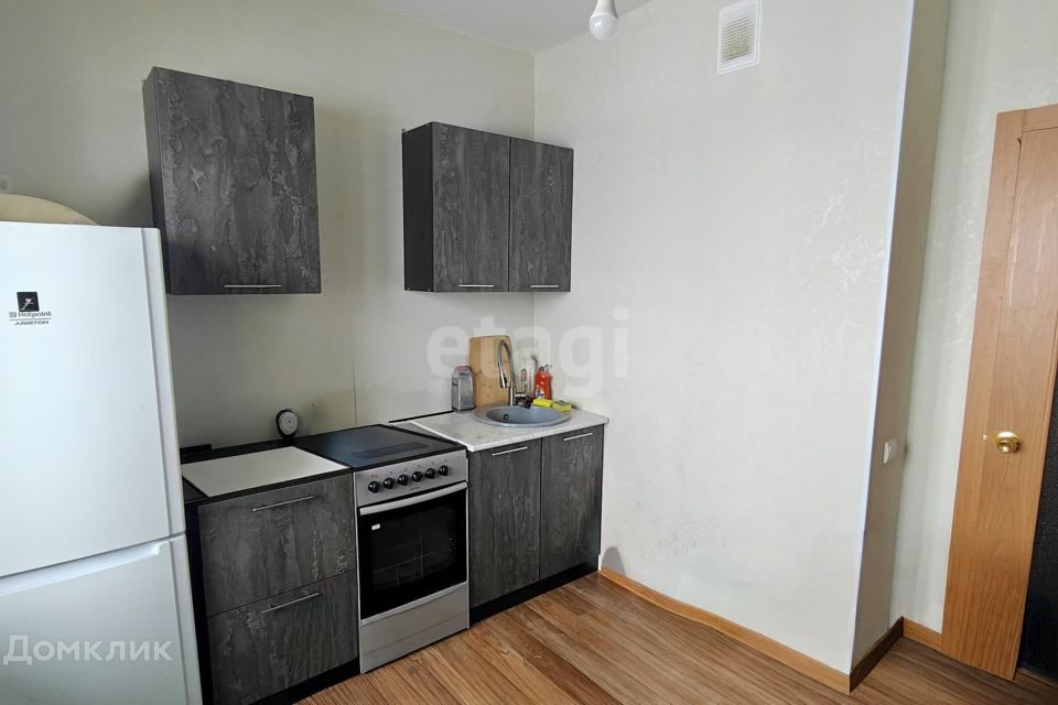 Продаётся 2-комнатная квартира, 56.8 м²