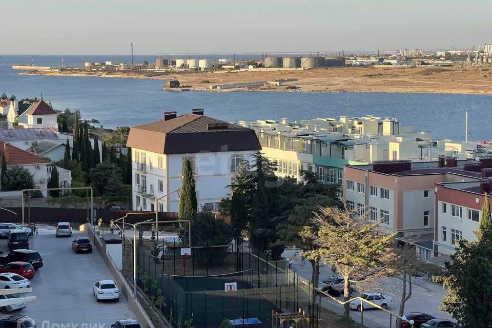 Продаётся 1-комнатная квартира, 43.9 м²