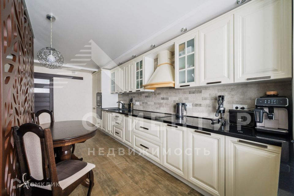 Продаётся 2-комнатная квартира, 64.2 м²