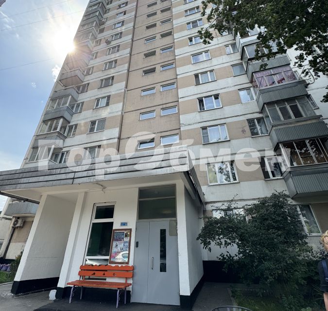 Продаётся комната в 3-комн. квартире, 18 м²