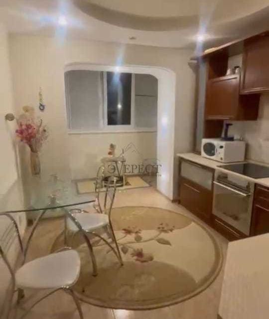 Продаётся 4-комнатная квартира, 87.5 м²