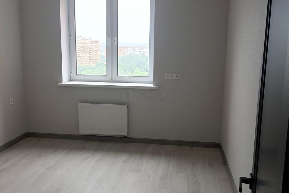 Продаётся 2-комнатная квартира, 67.3 м²
