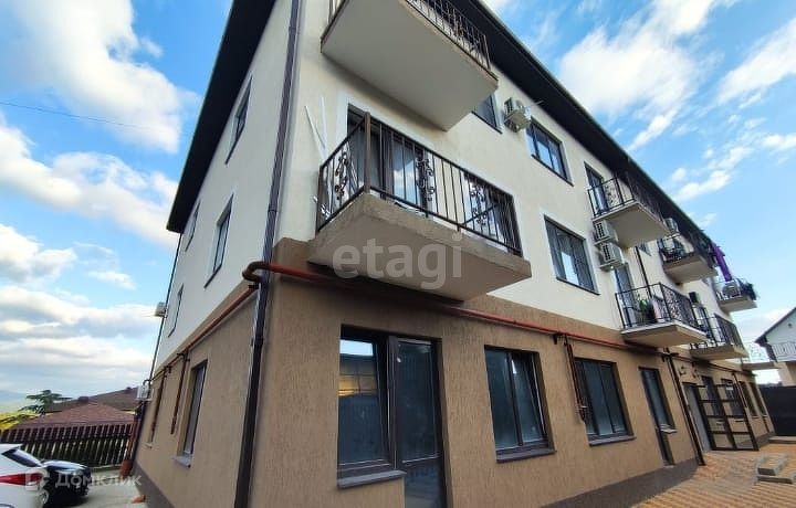 Продаётся 1-комнатная квартира, 41 м²