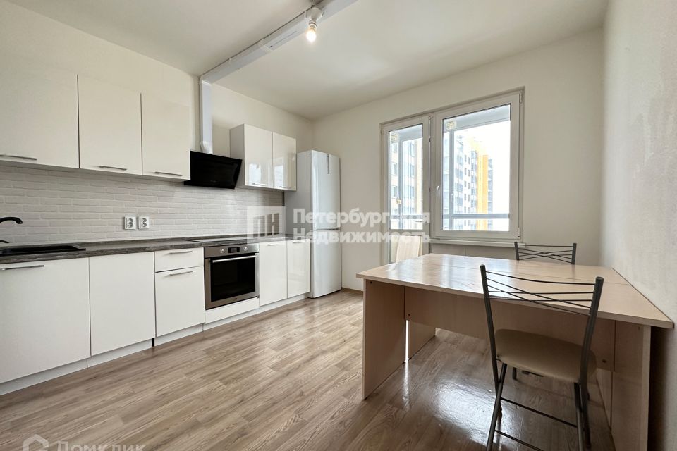 Продаётся 2-комнатная квартира, 55.5 м²
