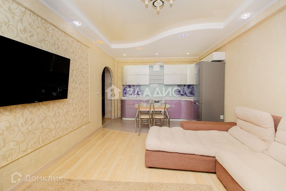 Продаётся 3-комнатная квартира, 73 м²