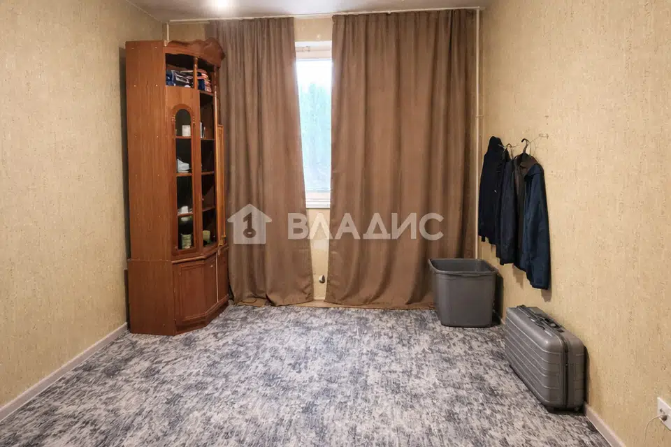 Продаётся 4-комнатная квартира, 93 м²