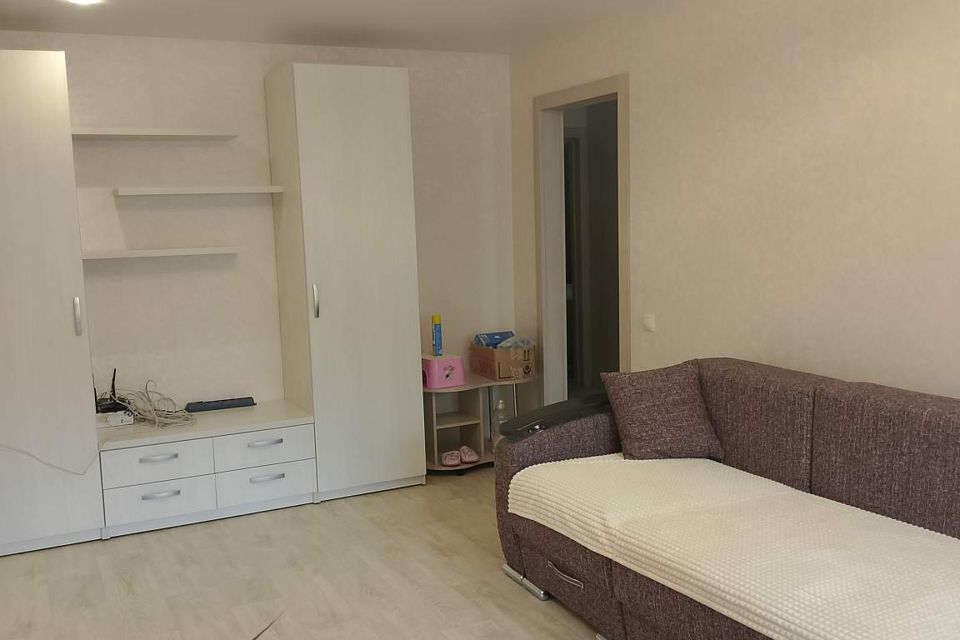 Сдаётся 3-комнатная квартира, 60.8 м²