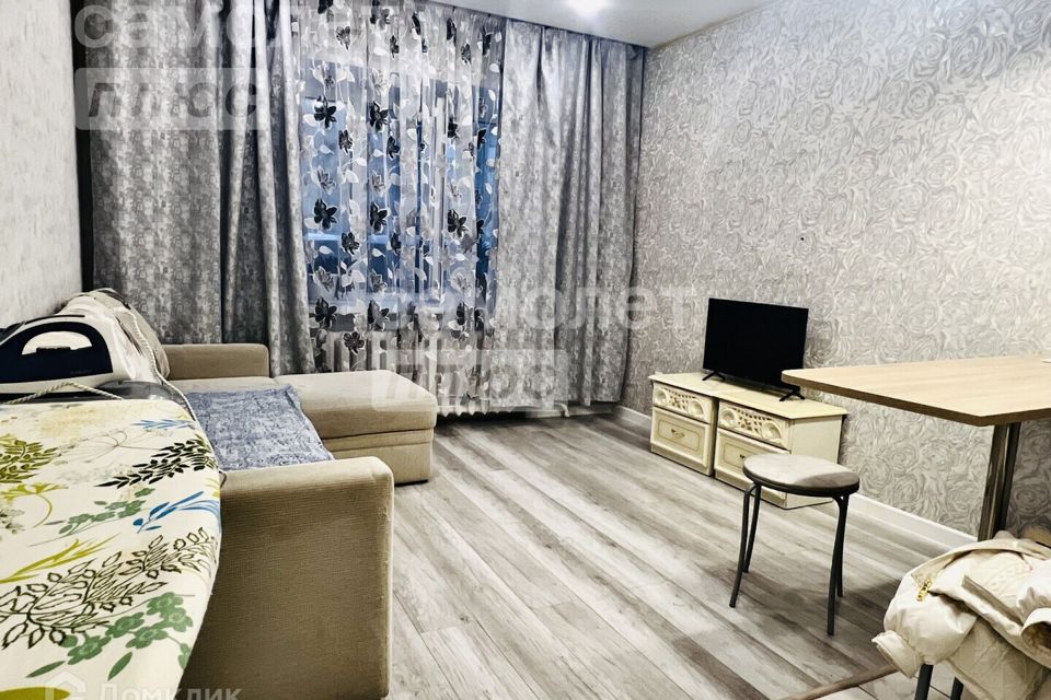 Продаётся 1-комнатная квартира, 41.4 м²