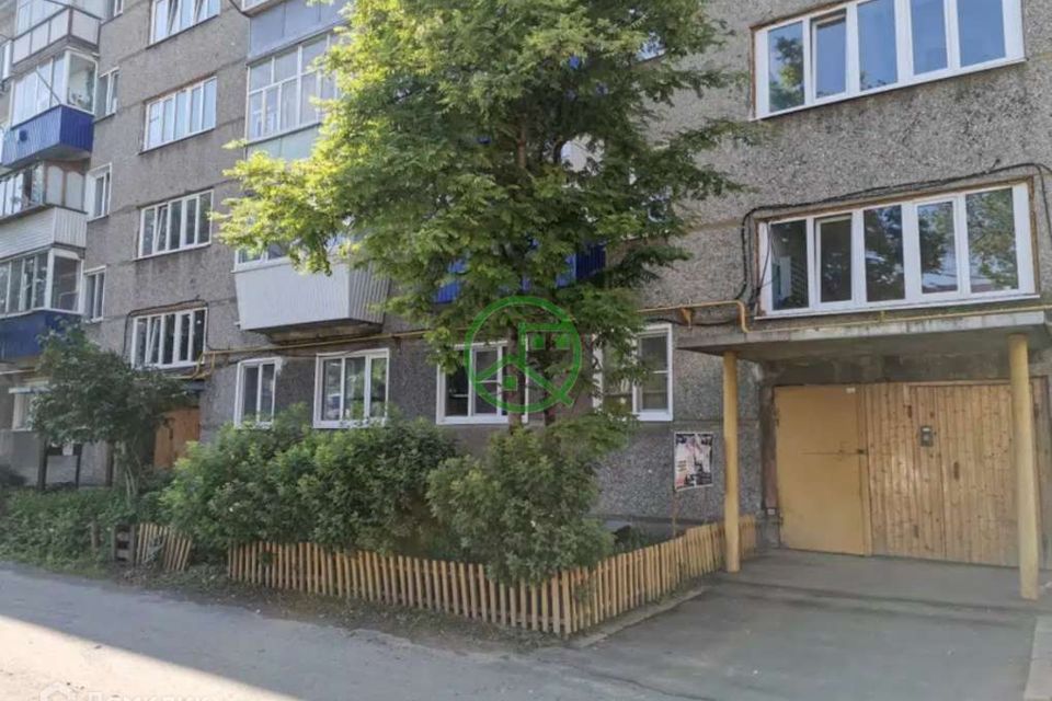 Продаётся 3-комнатная квартира, 58.4 м²