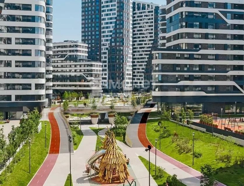 Продаётся 2-комнатная квартира, 67.9 м²
