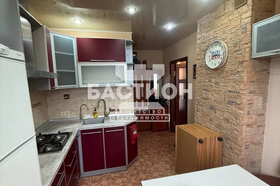 Продаётся 3-комнатная квартира, 68.1 м²