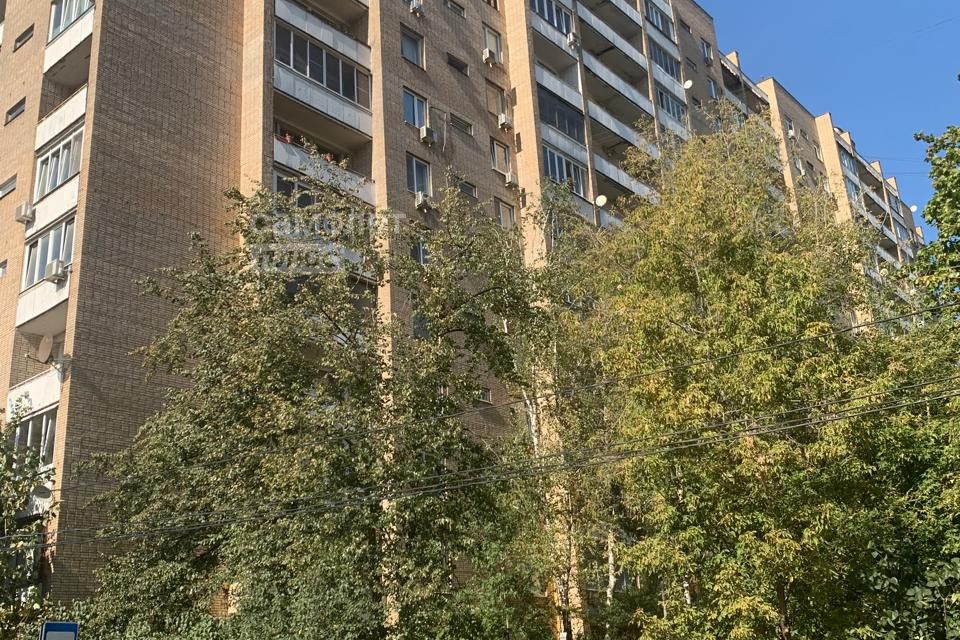 Продаётся 3-комнатная квартира, 102.2 м²