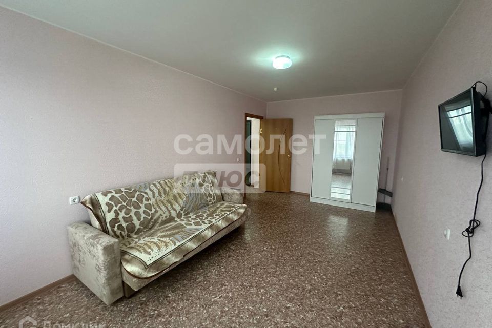 Продаётся 1-комнатная квартира, 35.8 м²