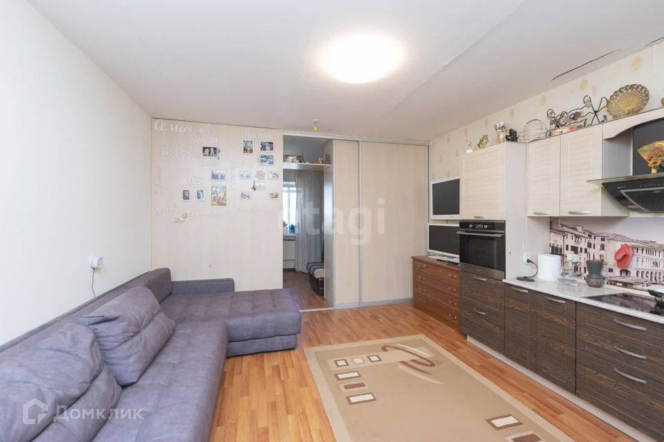 Продаётся 1-комнатная квартира, 37.7 м²