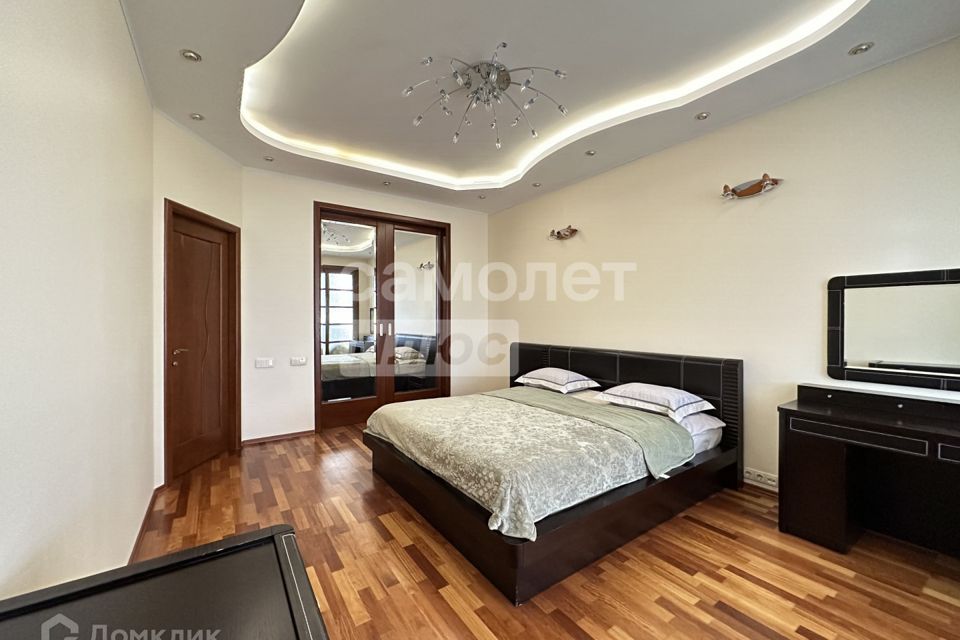 Продаётся 2-комнатная квартира, 83 м²