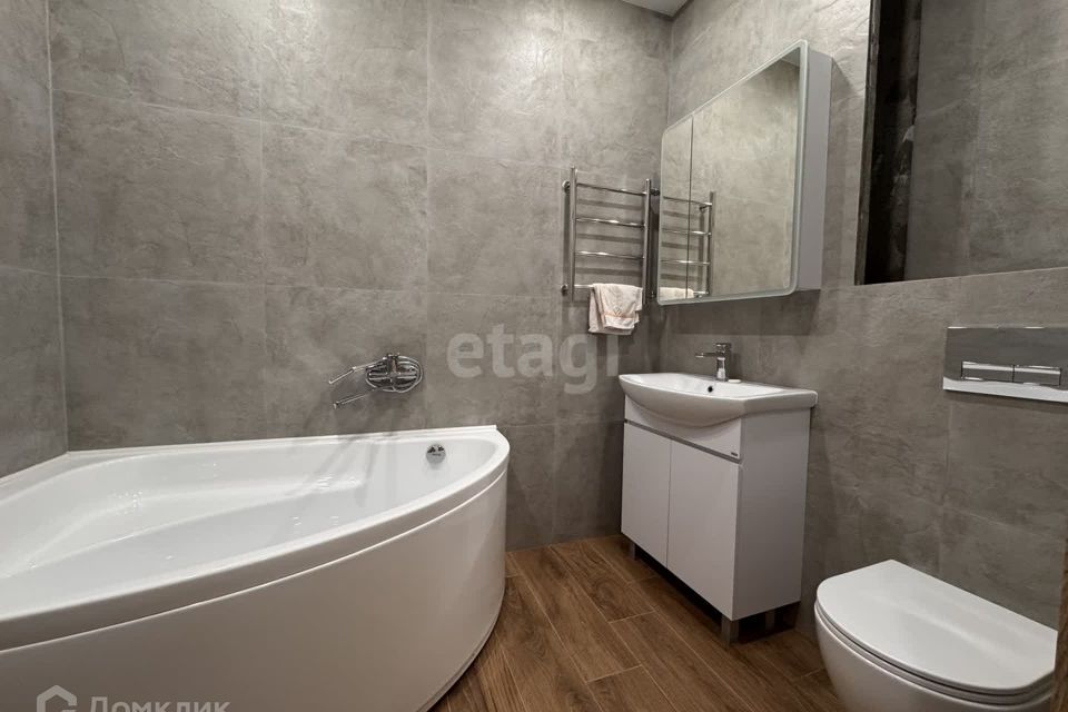 Продаётся 3-комнатная квартира, 66.7 м²