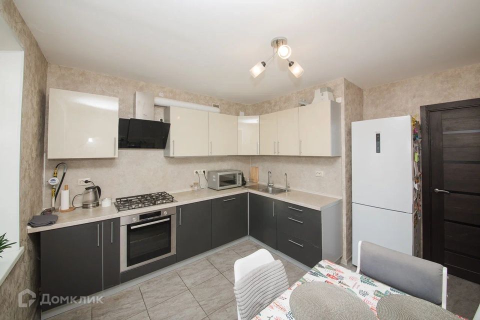 Продаётся 2-комнатная квартира, 70 м²