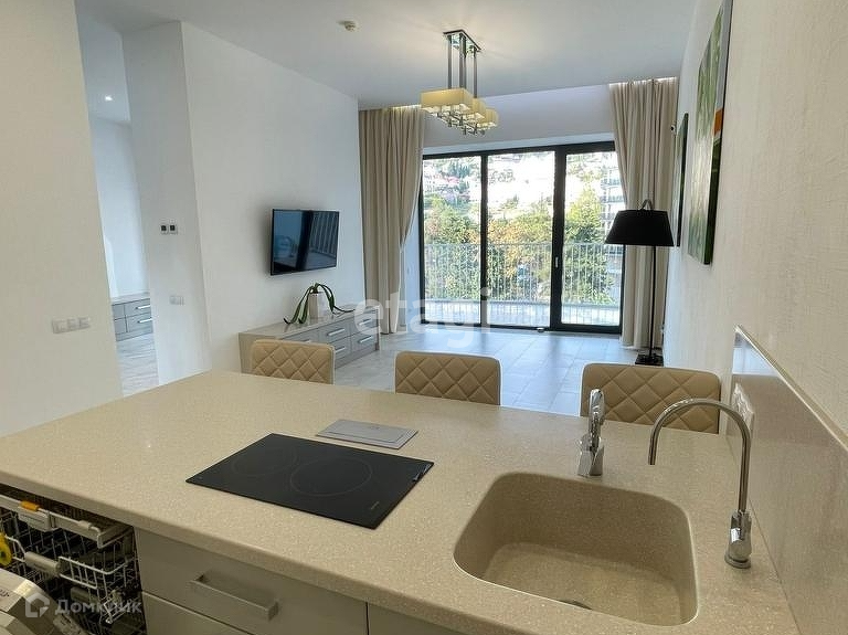 Продаётся 2-комнатная квартира, 90 м²