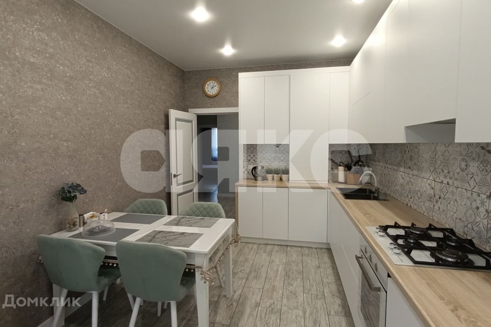 Продаётся 2-комнатная квартира, 64.3 м²
