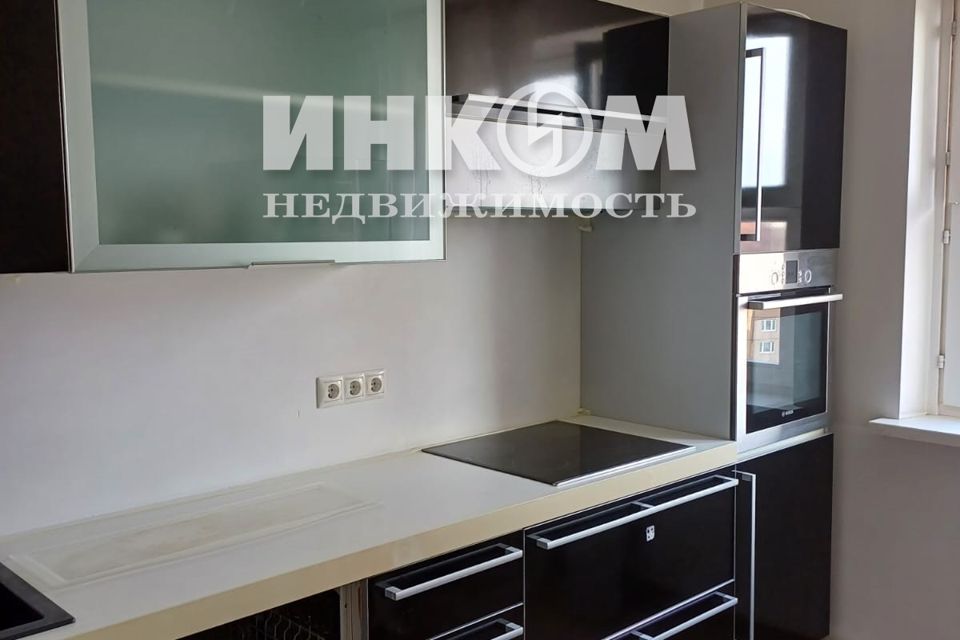 Сдаётся 2-комнатная квартира, 64 м²
