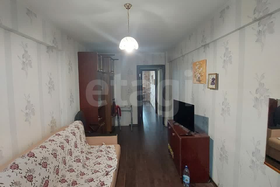 Продаётся 4-комнатная квартира, 76.8 м²