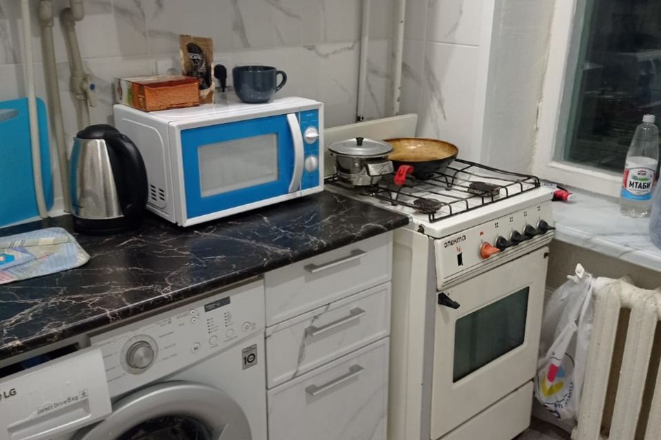 Продаётся 3-комнатная квартира, 57.1 м²