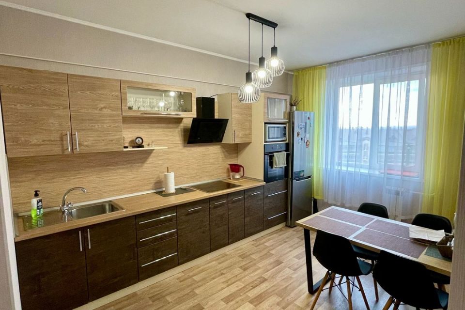 Продаётся 2-комнатная квартира, 68.7 м²