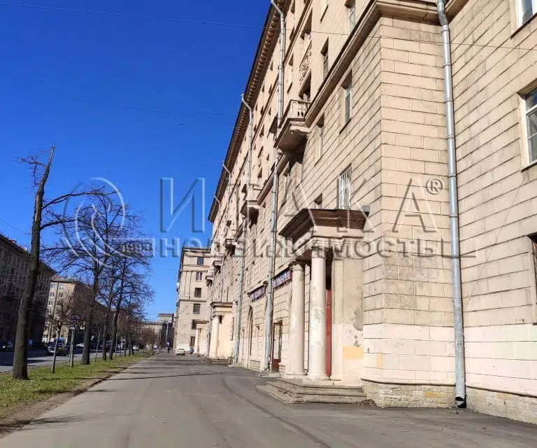 Продаётся 3-комнатная квартира, 71.8 м²