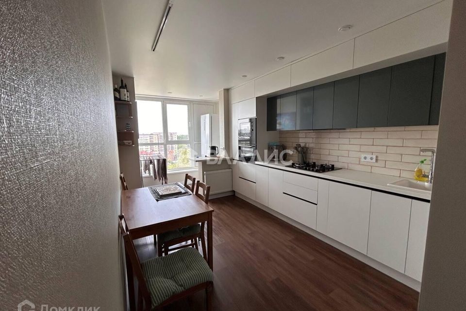 Продаётся 1-комнатная квартира, 38 м²