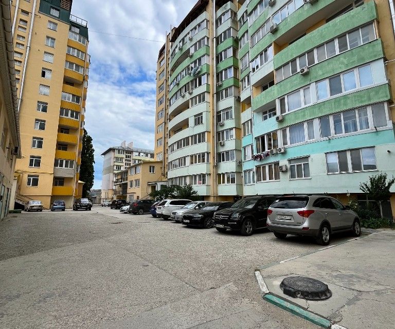 Продаётся 1-комнатная квартира, 44.8 м²