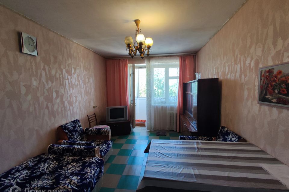 Продаётся 3-комнатная квартира, 49.2 м²