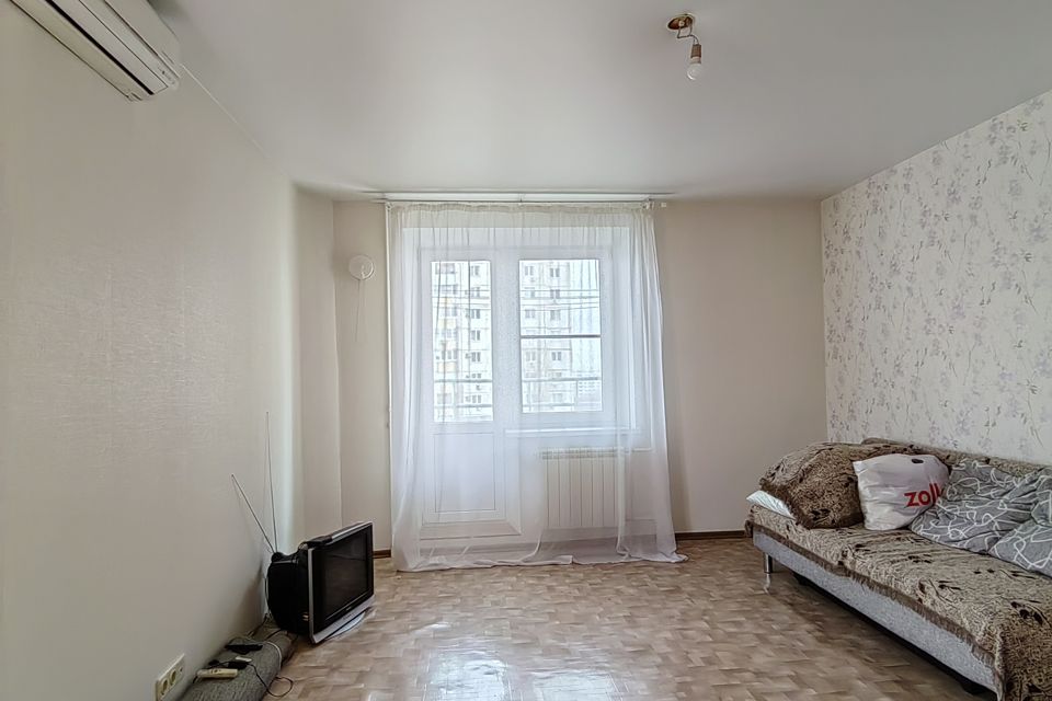 Продаётся 1-комнатная квартира, 35.8 м²