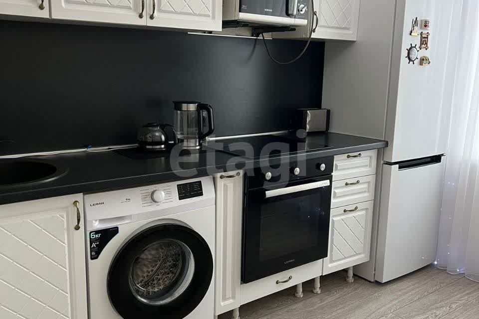 Продаётся 4-комнатная квартира, 78 м²
