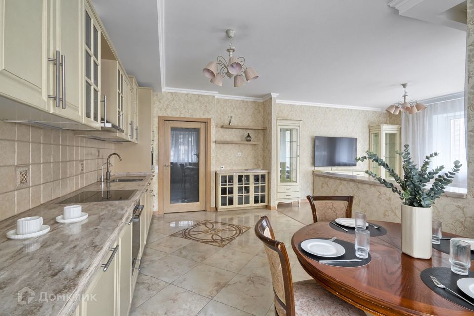 Продаётся 3-комнатная квартира, 87.3 м²