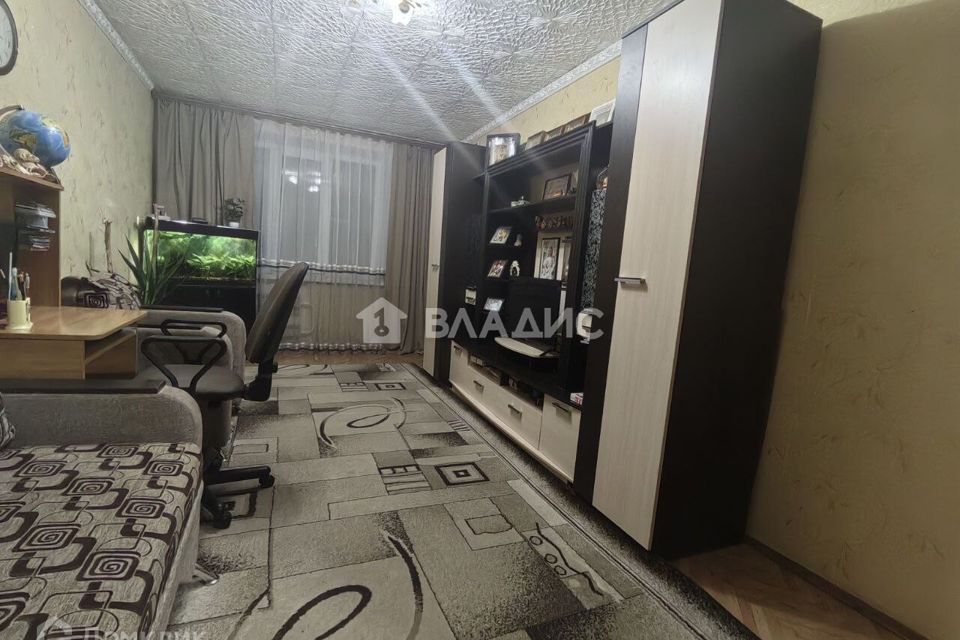 Продаётся 3-комнатная квартира, 67.9 м²