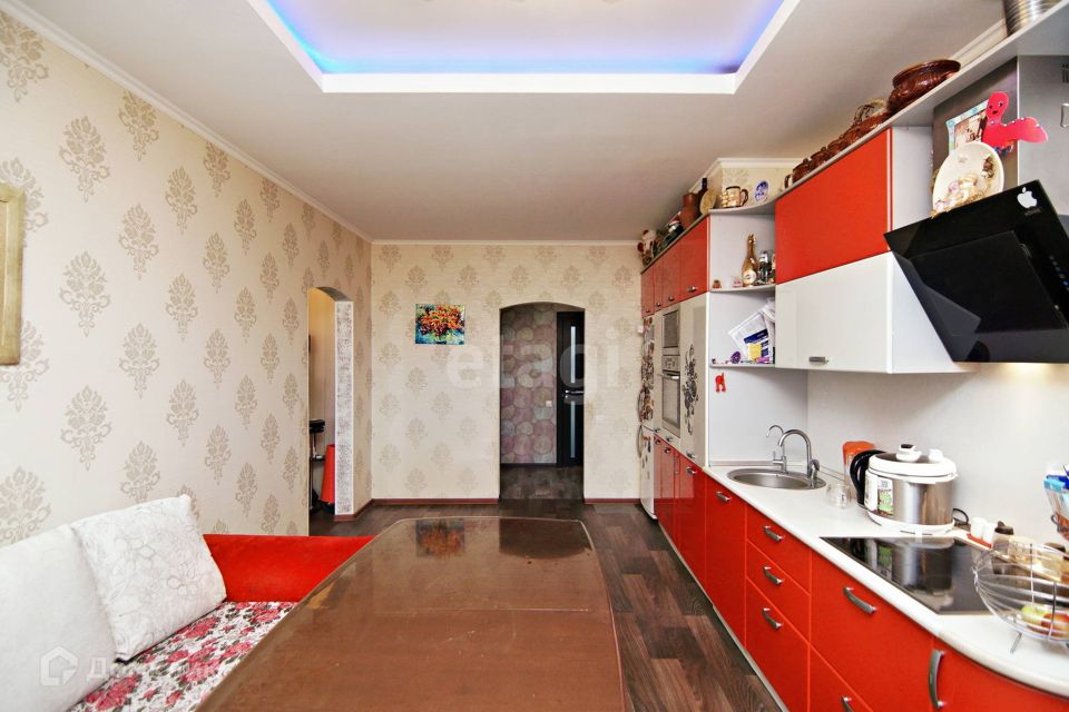 Продаётся 2-комнатная квартира, 64.2 м²