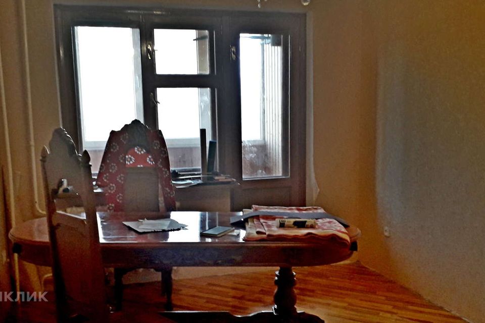 Продаётся 4-комнатная квартира, 76.3 м²