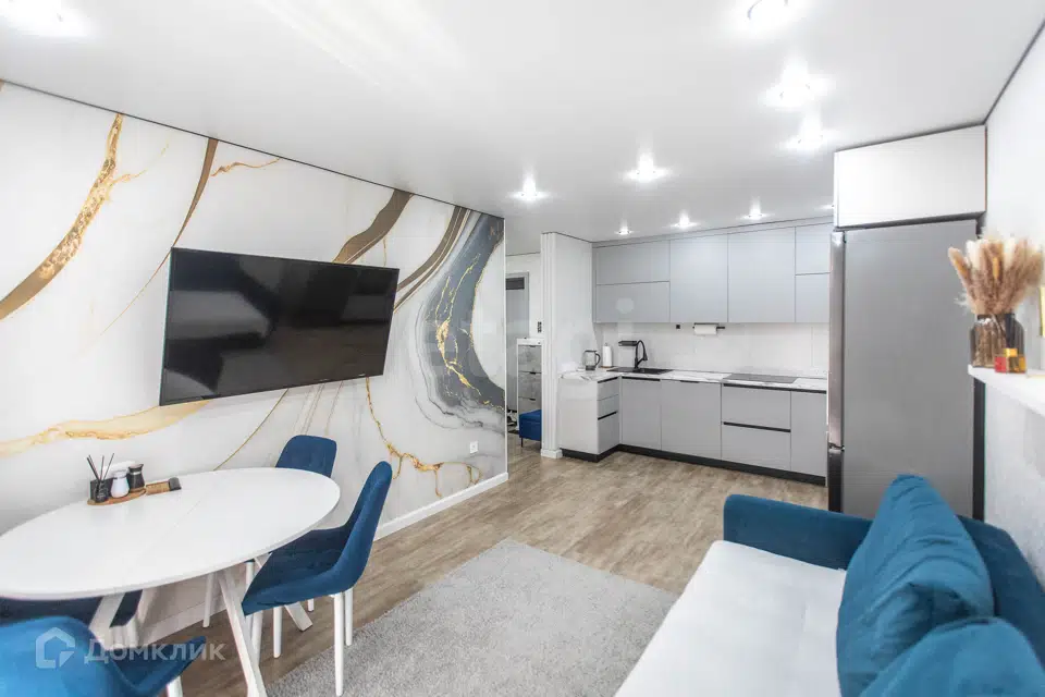 Продаётся 2-комнатная квартира, 56.1 м²