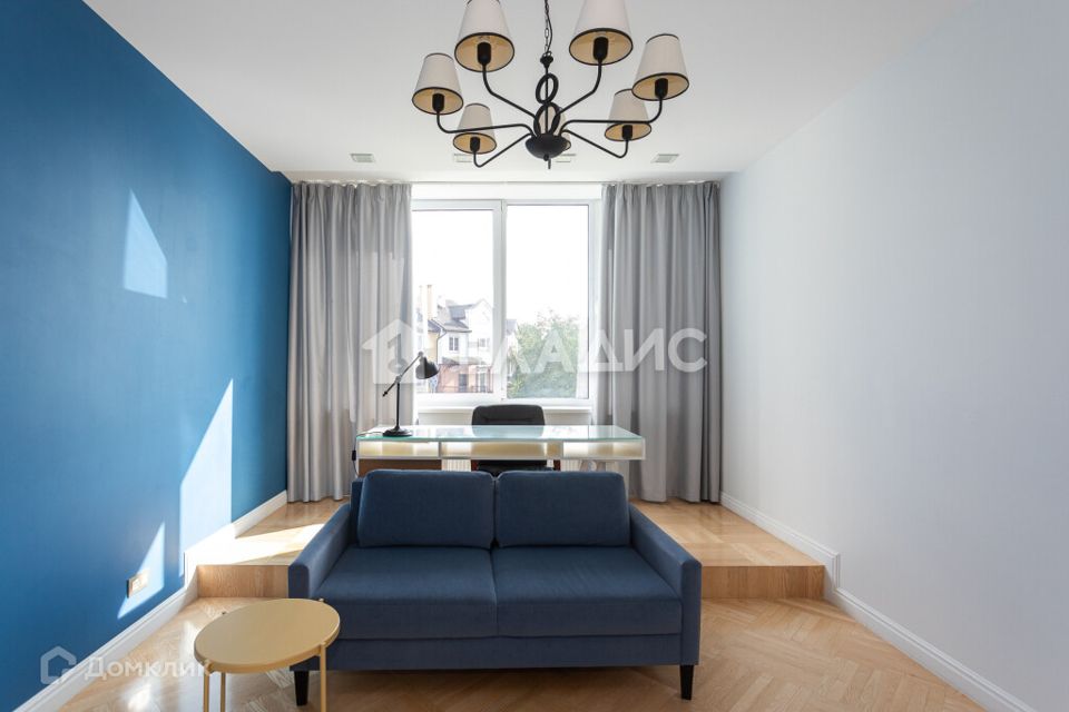 Сдаётся 5-комнатная квартира, 161.7 м²