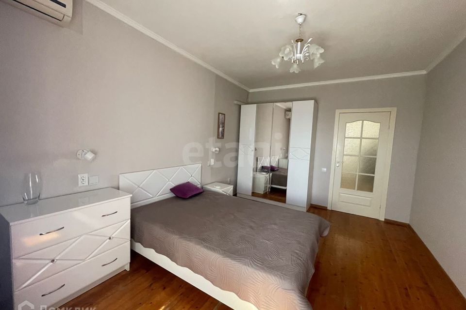 Продаётся 4-комнатная квартира, 78.9 м²