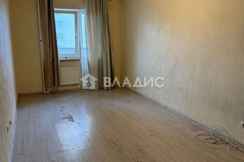 Продаётся 1-комнатная квартира, 43 м²