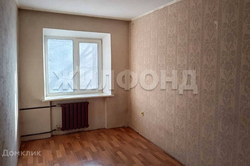 Продаётся комната в 5-комн. квартире, 13.7 м²
